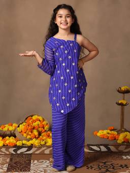 FASHION DREAM - Girls Blue Georgette Embroidered Kurti with Palazzo