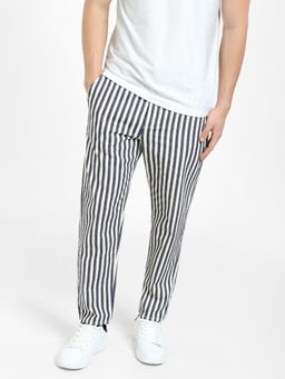 Jack & Jones - Solid Regular Fit Pants