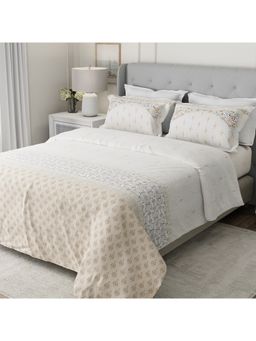 Boutique Living - Gardenia Augusta White & Beige Digital Ethnic King Bedsheet with 2 Pillow Covers