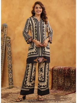 Autumnlane - Mahua Mono Printed Co-Ord Set