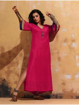 trueBrowns - Pink Muslin Silk Straight Maxi Dress