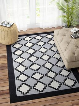 IMPERIAL KNOTS - Grey and Black Aztec Hand Woven Kilim Dhurrie