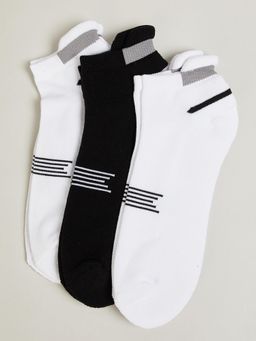 max - Men Stripes Ankle-length Socks (Pack of 3)