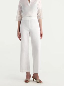 RAREISM - Women White Solid Straight Fit Trouser