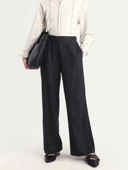 RAREISM - Women Black Solid Regular Fit Trouser