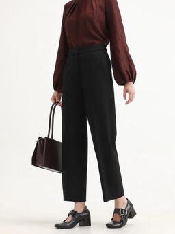 RAREISM - Women Black Solid Straight Fit Trouser