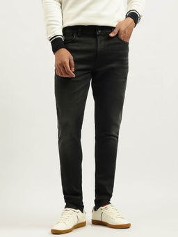 United Colors of Benetton - Black Solid Slim Tapered Fit Jeans