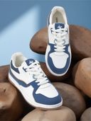 Navy Blue color option, Currently selected