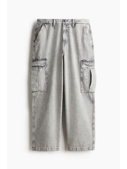 H&M - Men Grey Loose Cargo Jeans