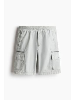 H&M - Men Grey Regular Fit Cargo Shorts