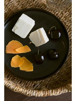 H&M - 2-Pack Reactive-Glaze Starter Plates
