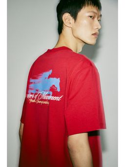 H&M - Men Red Loose Fit Printed T-Shirt