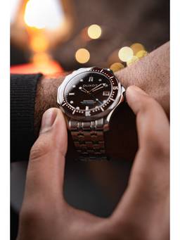 Duxot - Henri Diver Stainless Steel Brown Dial Watch For Men -DX-2060-44 (Medium)