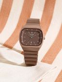 Brown color option, Currently selected