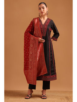 Soch - Black Embroidered Regular V-Neck Kurta Pant with Dupatta