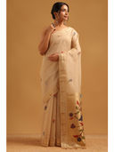 Beige color option, Currently selected
