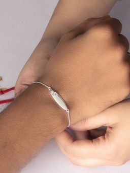 Ornate Jewels - 925 Sterling Silver American Diamond Heart Solitaire Rakhi Bracelet for Men