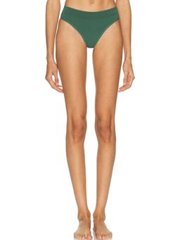 LDMA - Low Hide Seamless Thong