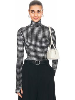 Norma Kamali - Slim Fit Longsleeve Turtleneck Top
