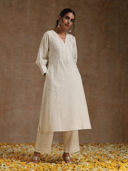 trueBrowns - Off White Gold Cotton Overlap Yoke Kurta & Pants (Set of 2)
