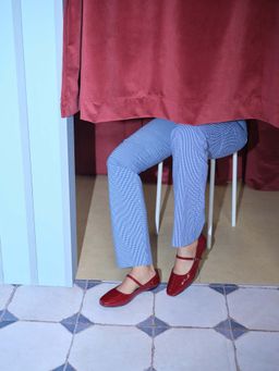 ERIDANI - Women Cady Cherry Elegant Closedtoe Strap Ballerina