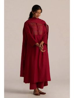 Gahan - Womens Viscose Rayon Straight Solid Kurta with Pant & Dupatta