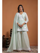 Green color option, Sold out, Currently selected