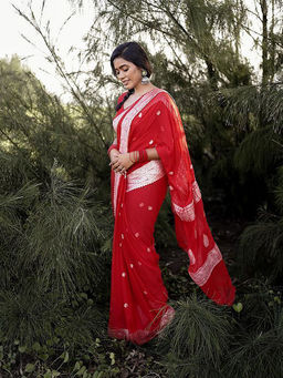 Anjaneya Sarees - Red Woven Designer Cotton Silk Kanjivaram Saree with Unstitched Blouse