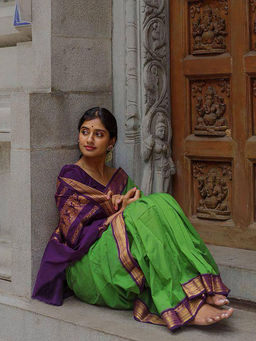 Anjaneya Sarees - Light Green Woven Designer Banarasi Silk Kanjivaram Saree with Unstitched Blouse