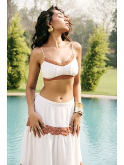 Lea Clothing - Avelyn White Crop Top with Contrast Lace