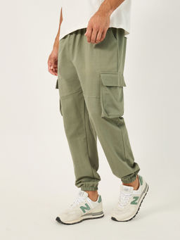 Styli - Men Green Oversized Fit Cut and Sew Cargo Joggers
