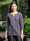 Navy Blue color option, Currently selected