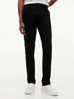 Tommy Hilfiger - Slim Fit Solid Low Rise Chino Black