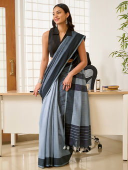 Teejh - Tej Women Grey Cotton Blend Colorblocked Saree with Unstitched Blouse