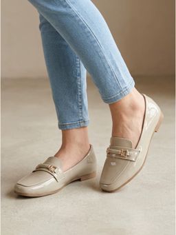 Carlton London - Women Grey Glossy Patent Square Toe Slip-On Loafers