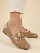 Beige color option, Currently selected