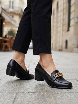ELLE - Women Black Elegant Heeled Chain-Link Slip-On Loafer