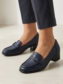 Navy Blue color option, Currently selected