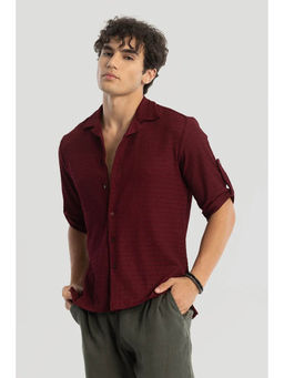 Snitch - Maroon Self-design Half Sleeves Boxy Casual Shirt for Men