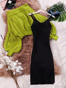 MISS MOSA BY AKANKSHA - Green Renny Luxury Pullover with Dress (Set of 2)