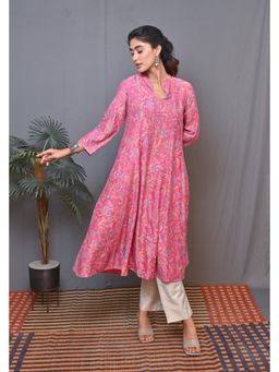 EARTHWEAR - Pink Chanderi Silk Kalidar Kurta with Mukaish Work