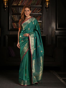 EXCLUSIVA - Green Soft silk with Dual Zari Weaving Saree with Unstitched Blouse