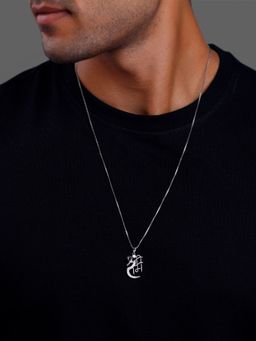 GIVA - 925 Silver Shree Ram Pendant With Box Chain For Him