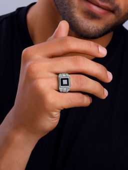 GIVA - 925 Black Adventurous Ring For Him