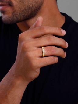 GIVA - 925 White Modest Leader Ring For Him