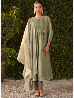 Lakshita - Green Floral Kurta with Pant and Dupatta (Set of 3)