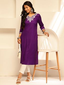 Vbuyz - Purple Embroidered Straight Kurta For Women