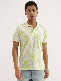 United Colors of Benetton - Cream Printed Regular Fit Polo T-Shirt