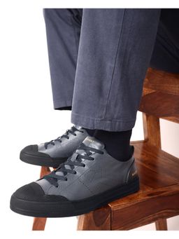 Rare Rabbit - Sauron Pro Navy Blue Sneakers