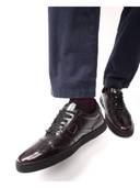 Maroon color option, Currently selected